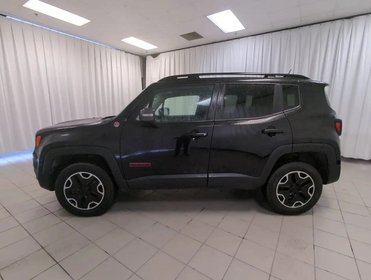 Jeep Renegade photo Jeep Renegade