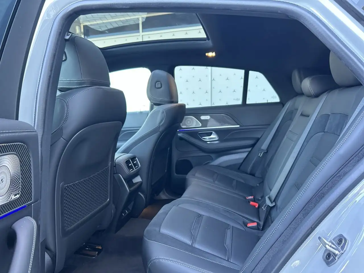 Mercedes-Benz GLE снимка Mercedes-Benz GLE