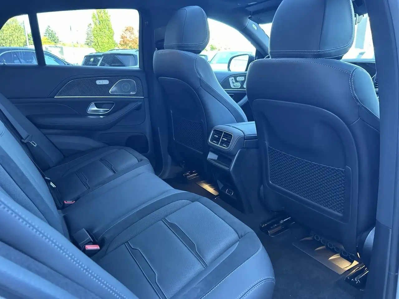 Mercedes-Benz GLE снимка Mercedes-Benz GLE