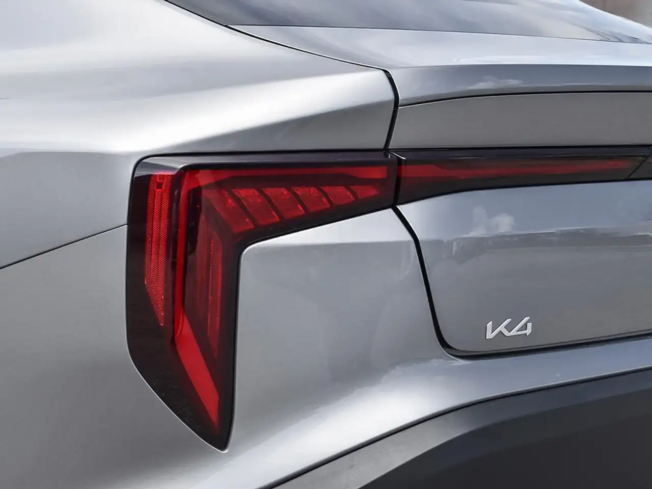 Kia K4 снимка Kia K4