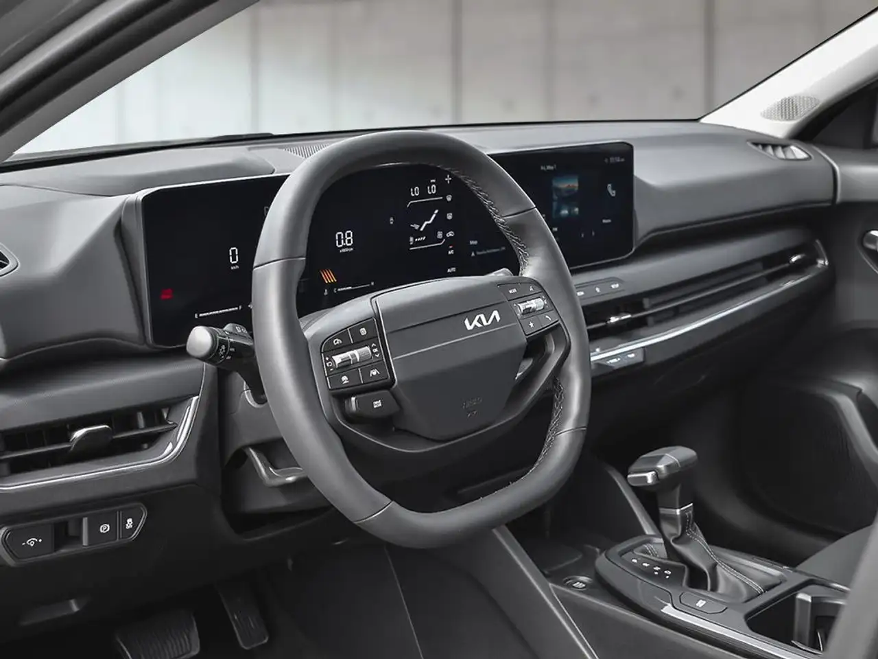 Kia K4 снимка Kia K4