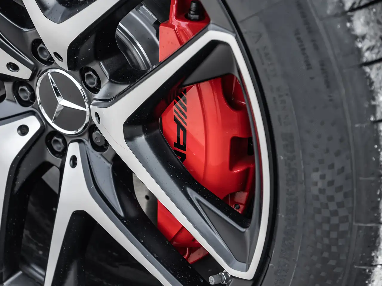 Mercedes-Benz GLE снимка Mercedes-Benz GLE