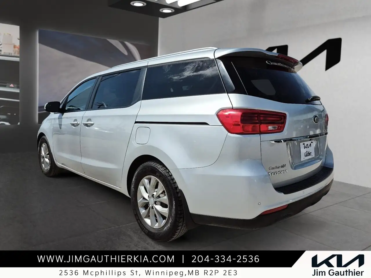 Kia Sedona снимка Kia Sedona