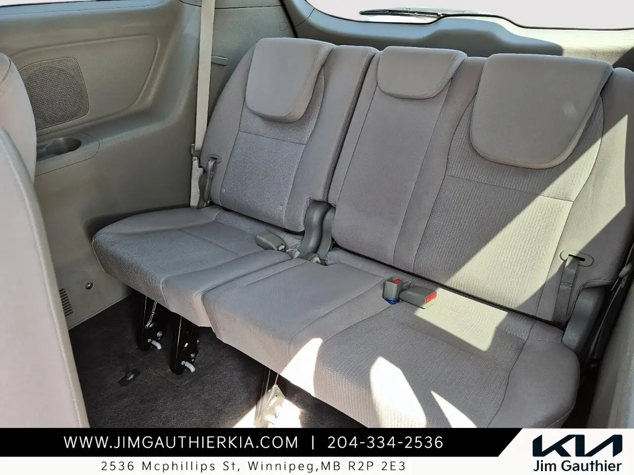 Kia Sedona снимка Kia Sedona