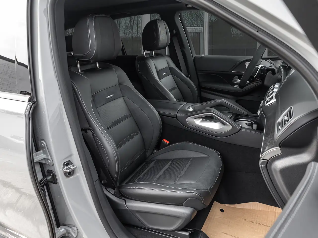 Mercedes-Benz GLE снимка Mercedes-Benz GLE