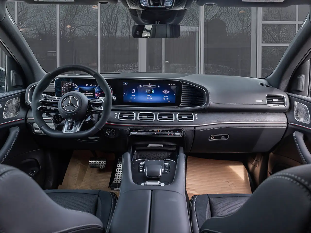 Mercedes-Benz GLE снимка Mercedes-Benz GLE