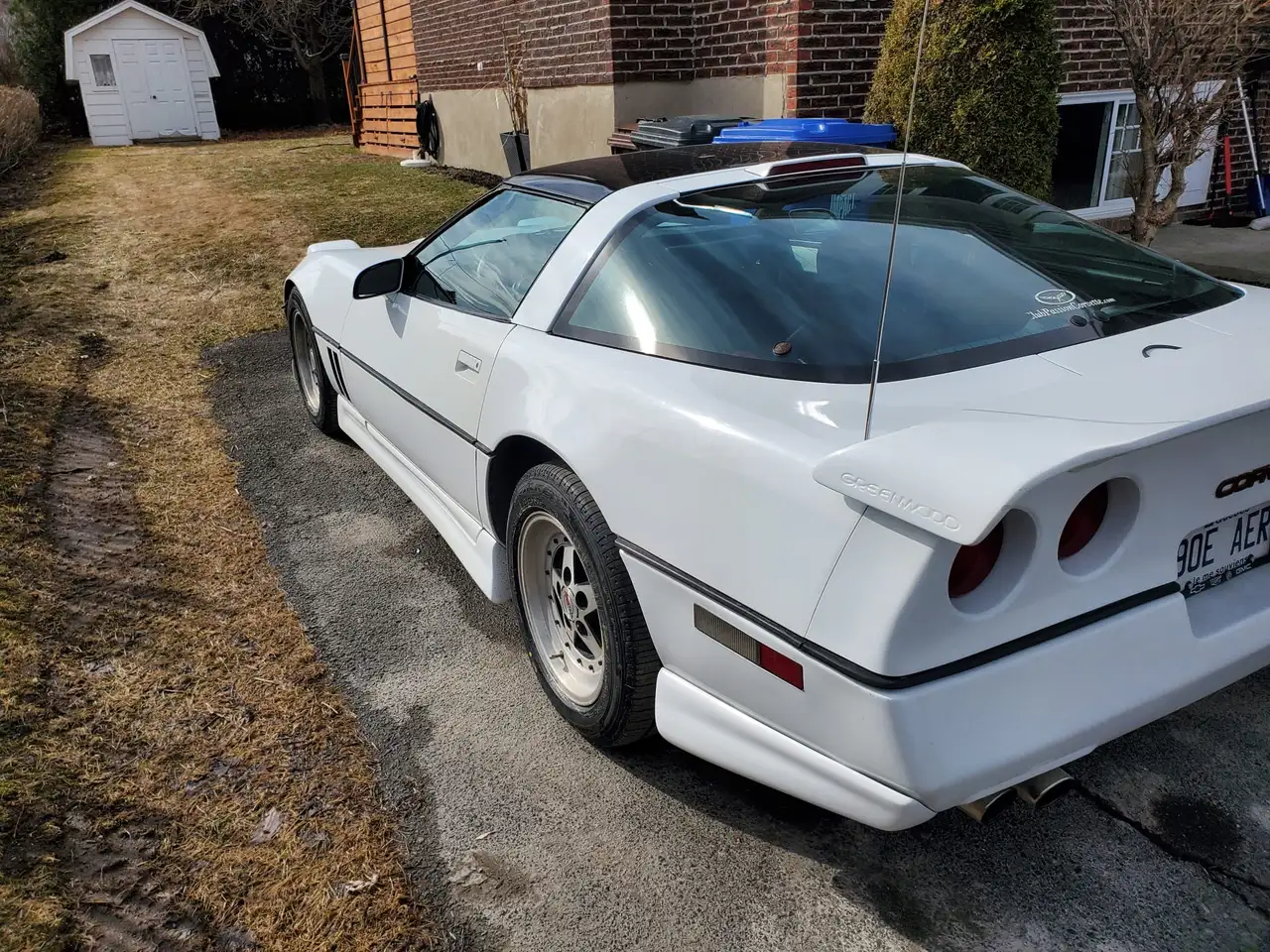 Chevrolet Corvette снимка Chevrolet Corvette
