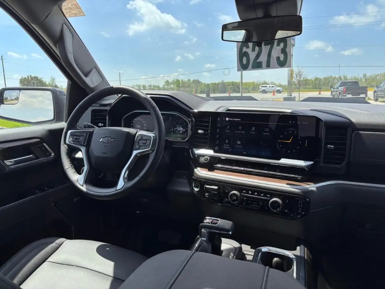 Chevrolet Silverado 1500 снимка Chevrolet Silverado 1500