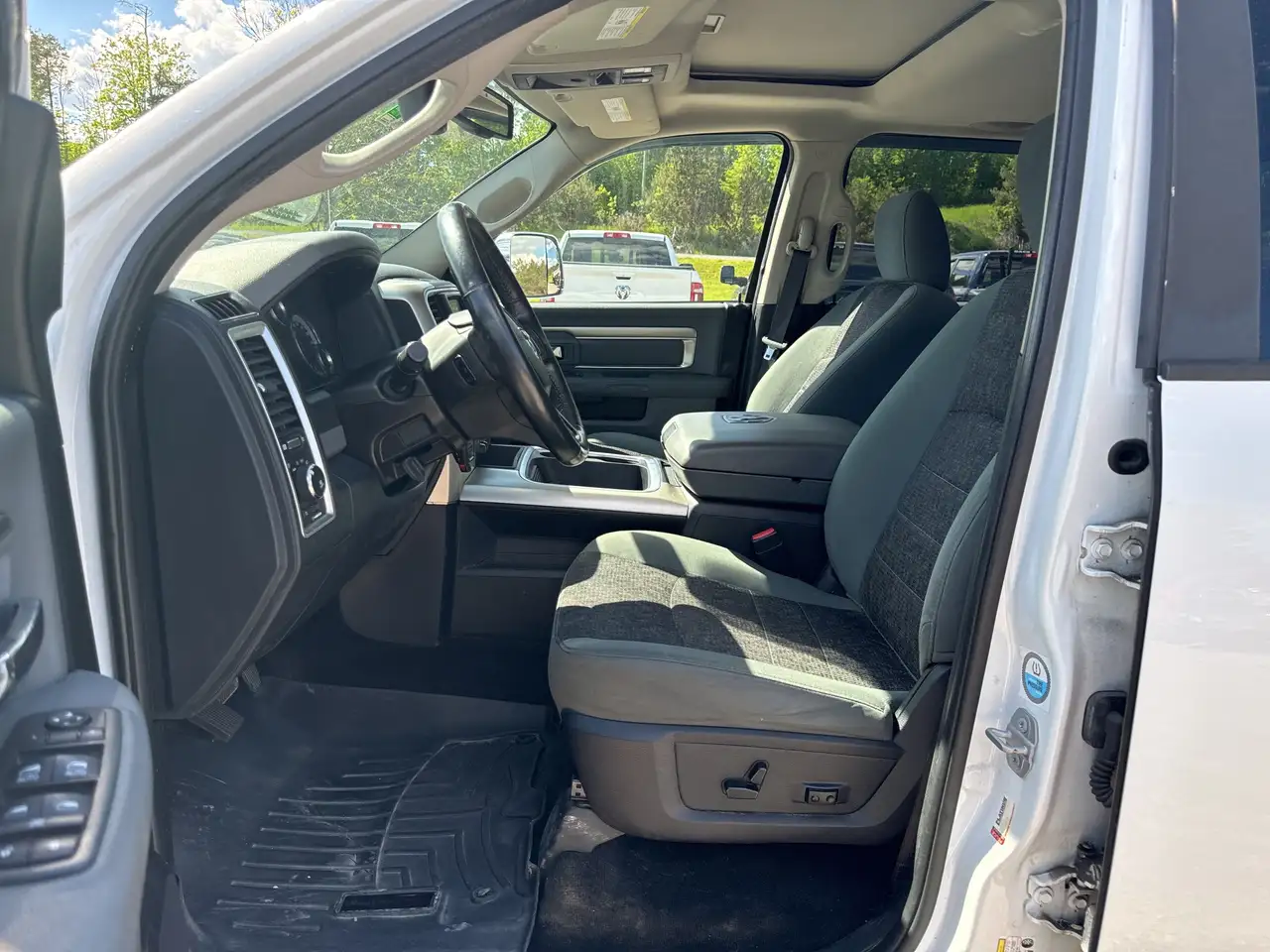 RAM 1500 photo RAM 1500