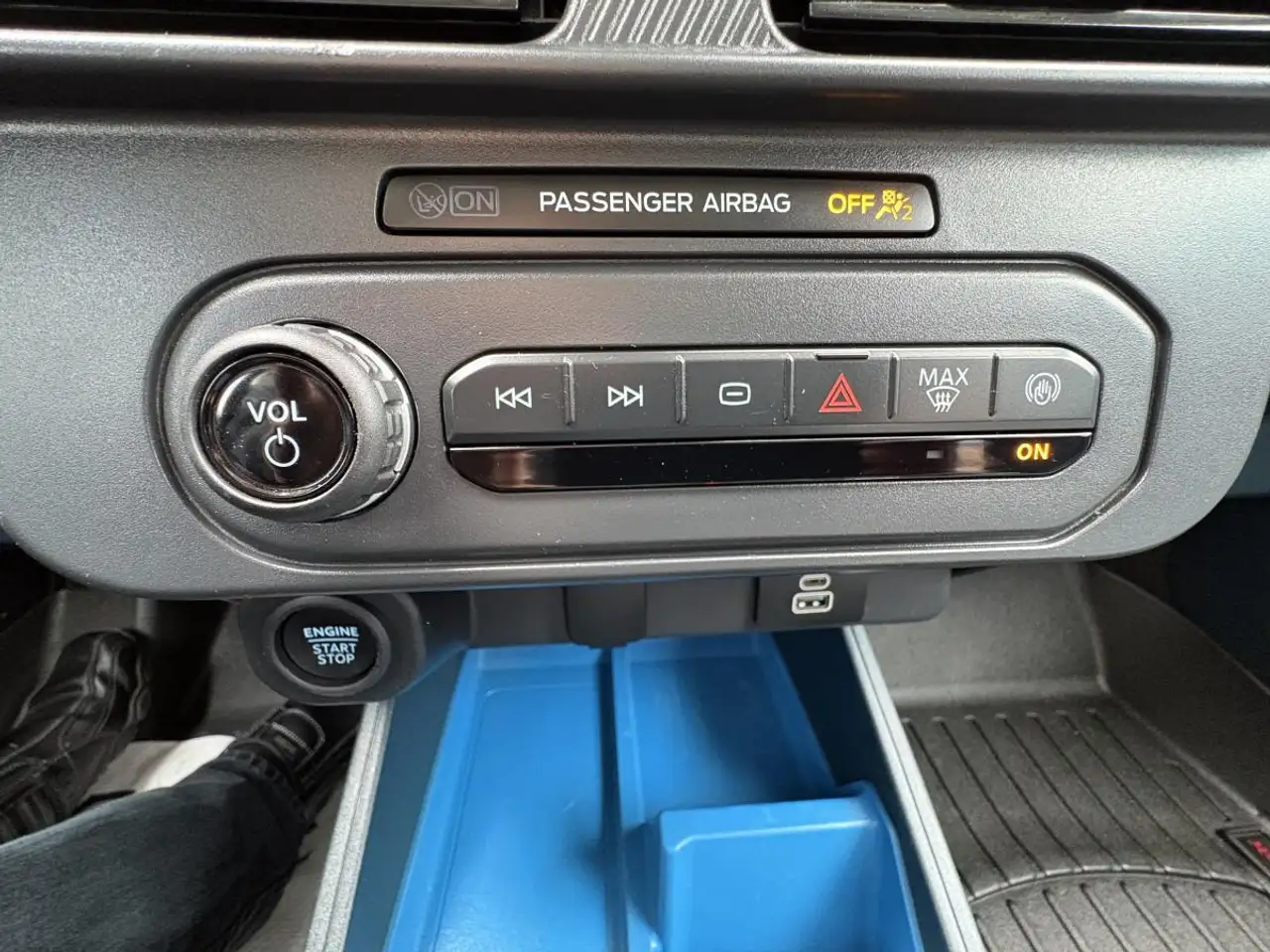 Ford Maverick снимка Ford Maverick