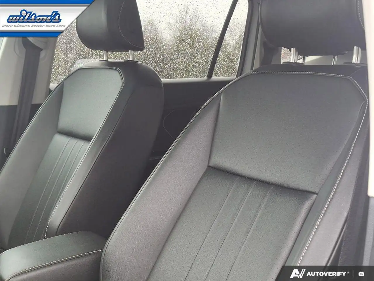 Volkswagen Tiguan photo Volkswagen Tiguan