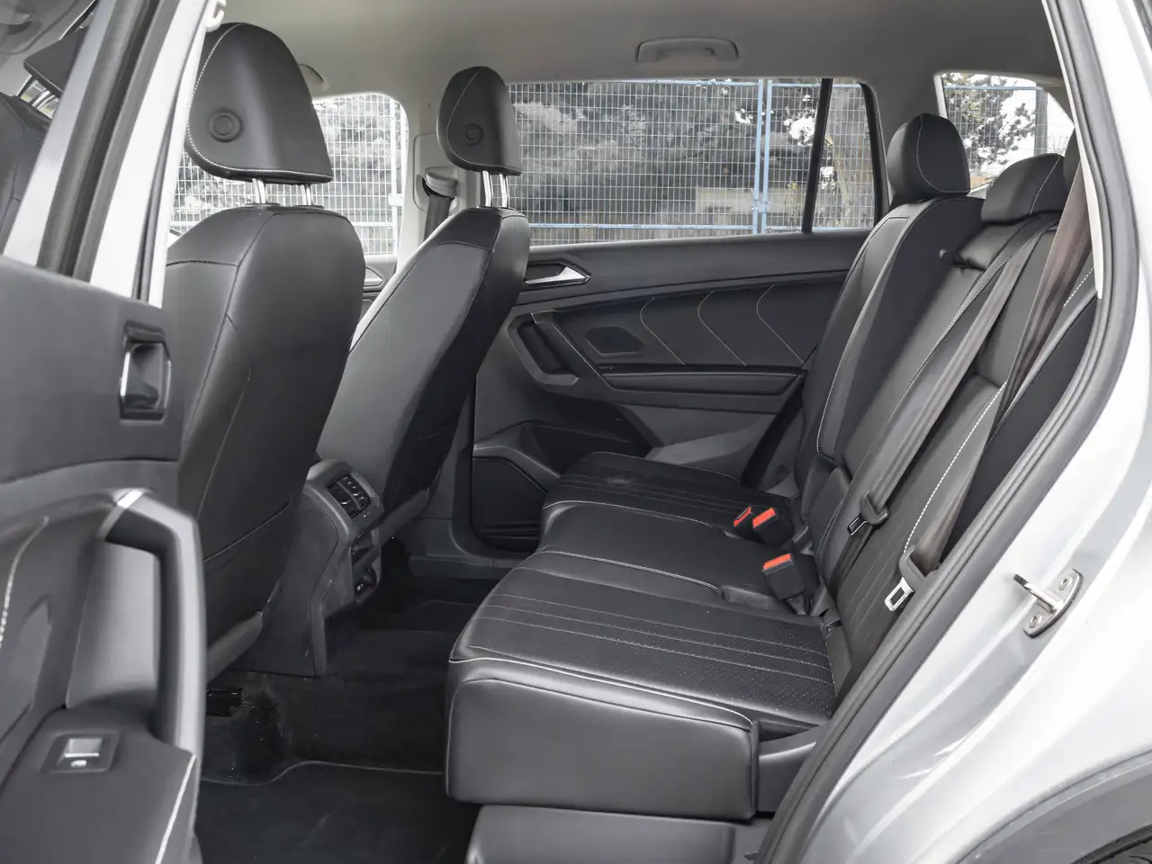 Volkswagen Tiguan снимка Volkswagen Tiguan
