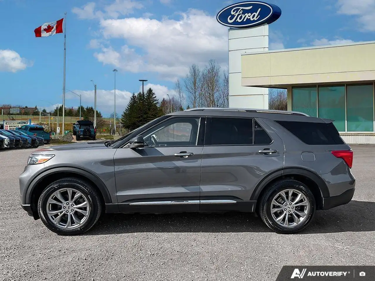 Ford Explorer photo Ford Explorer