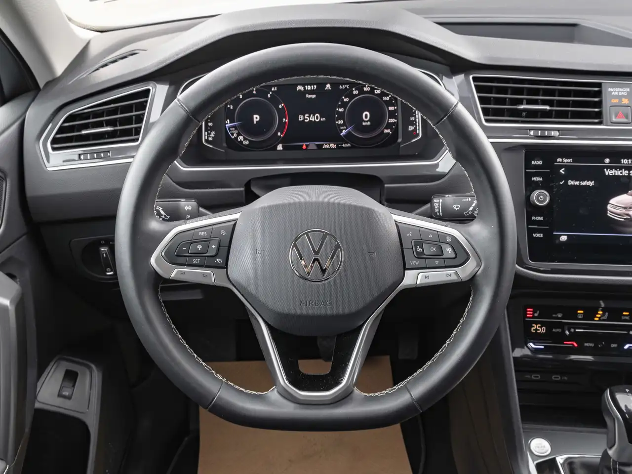 Volkswagen Tiguan снимка Volkswagen Tiguan