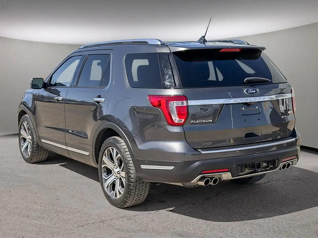 Ford Explorer photo Ford Explorer
