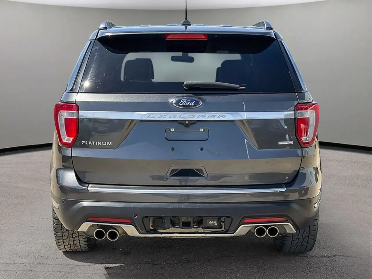 Ford Explorer photo Ford Explorer