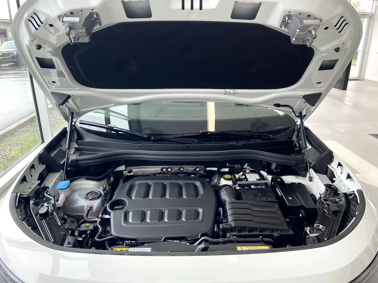 Volkswagen Tiguan снимка Volkswagen Tiguan