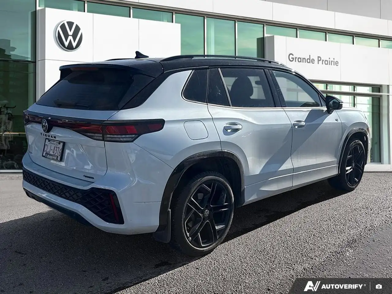 Volkswagen Tiguan снимка Volkswagen Tiguan
