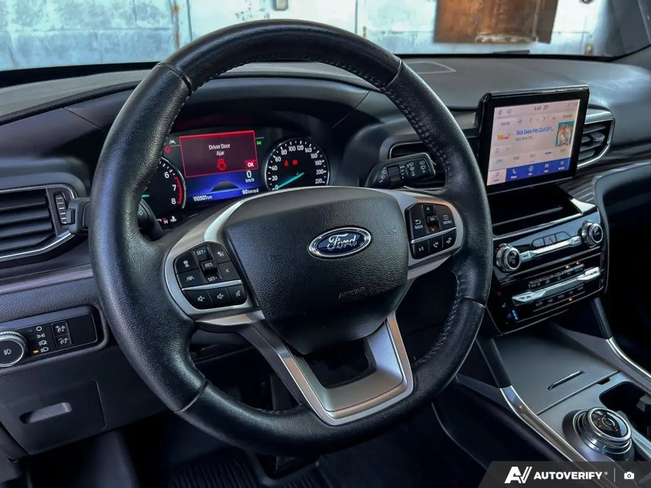 Ford Explorer photo Ford Explorer