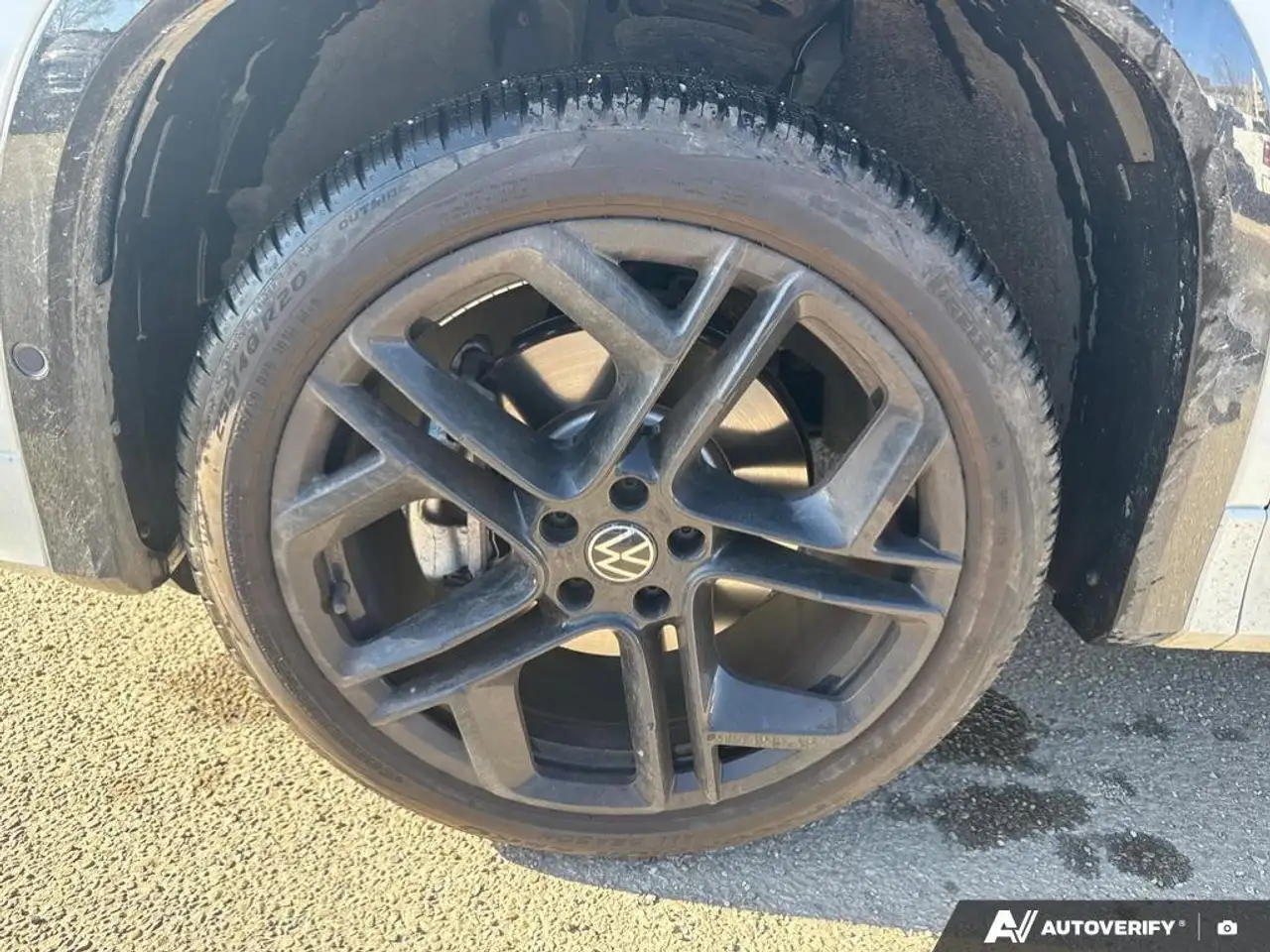 Volkswagen Tiguan снимка Volkswagen Tiguan