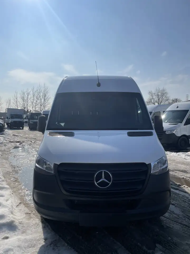 Mercedes-Benz Sprinter снимка Mercedes-Benz Sprinter
