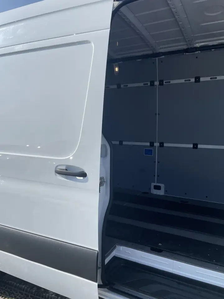 Mercedes-Benz Sprinter снимка Mercedes-Benz Sprinter