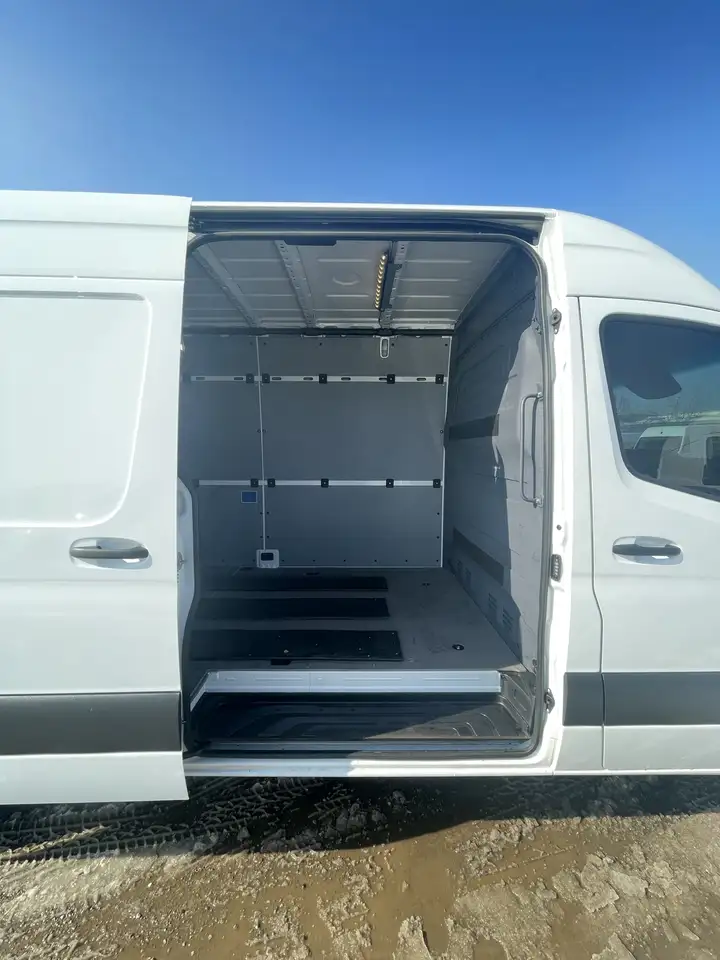 Mercedes-Benz Sprinter снимка Mercedes-Benz Sprinter