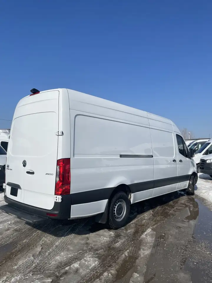 Mercedes-Benz Sprinter снимка Mercedes-Benz Sprinter