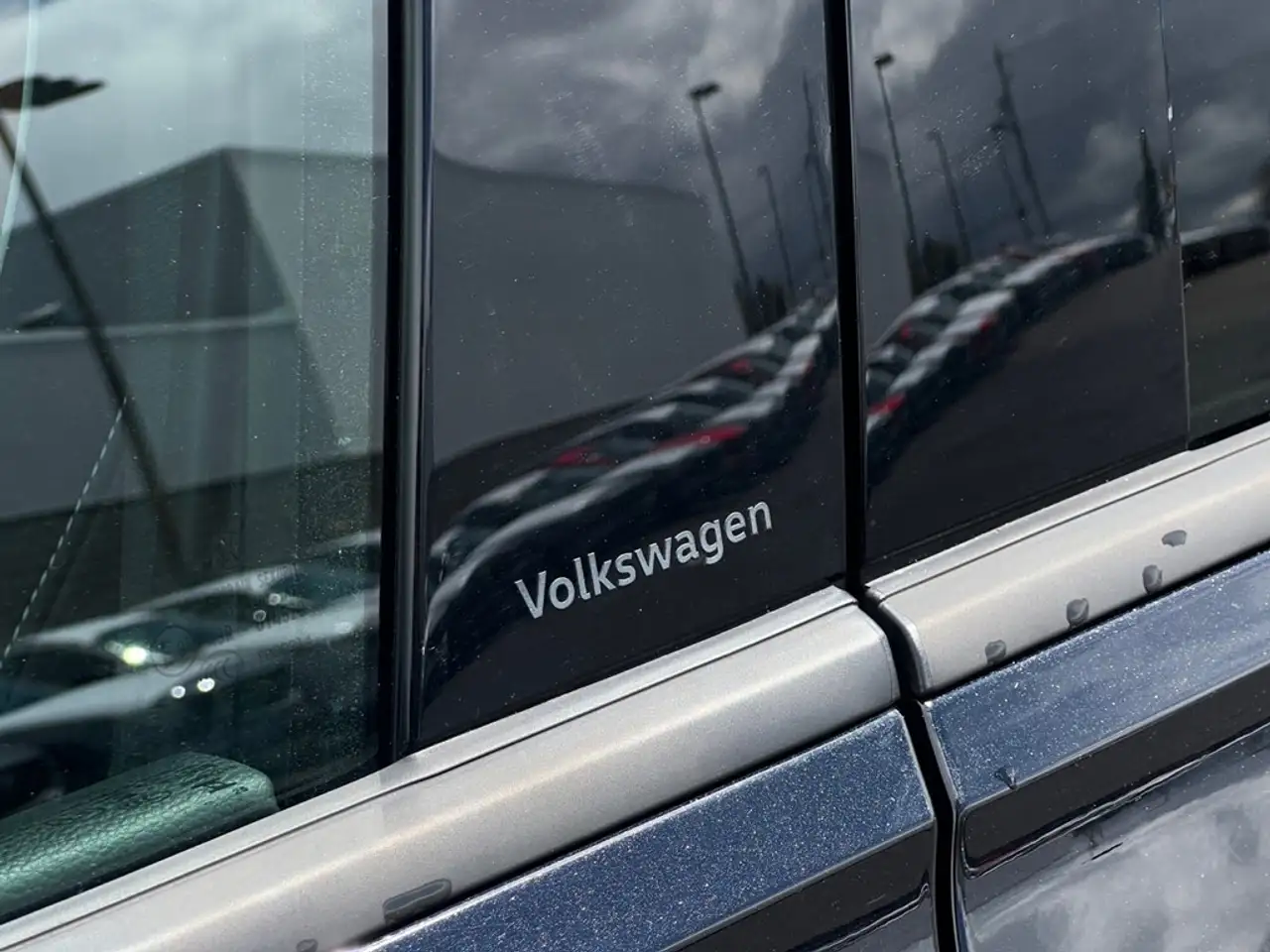 Volkswagen Tiguan снимка Volkswagen Tiguan