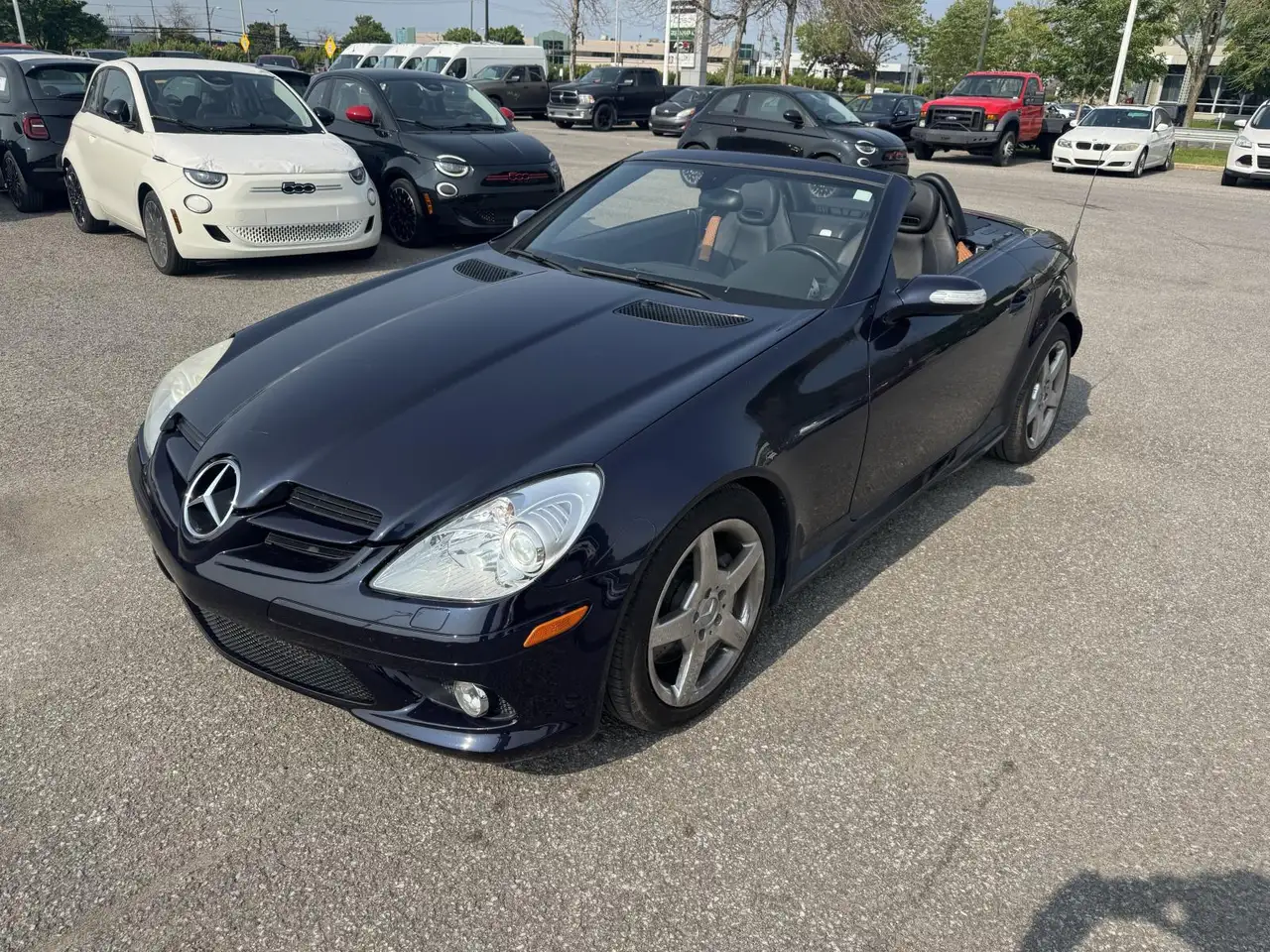 Mercedes-Benz SLK снимка Mercedes-Benz SLK
