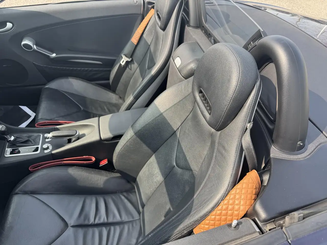 Mercedes-Benz SLK снимка Mercedes-Benz SLK