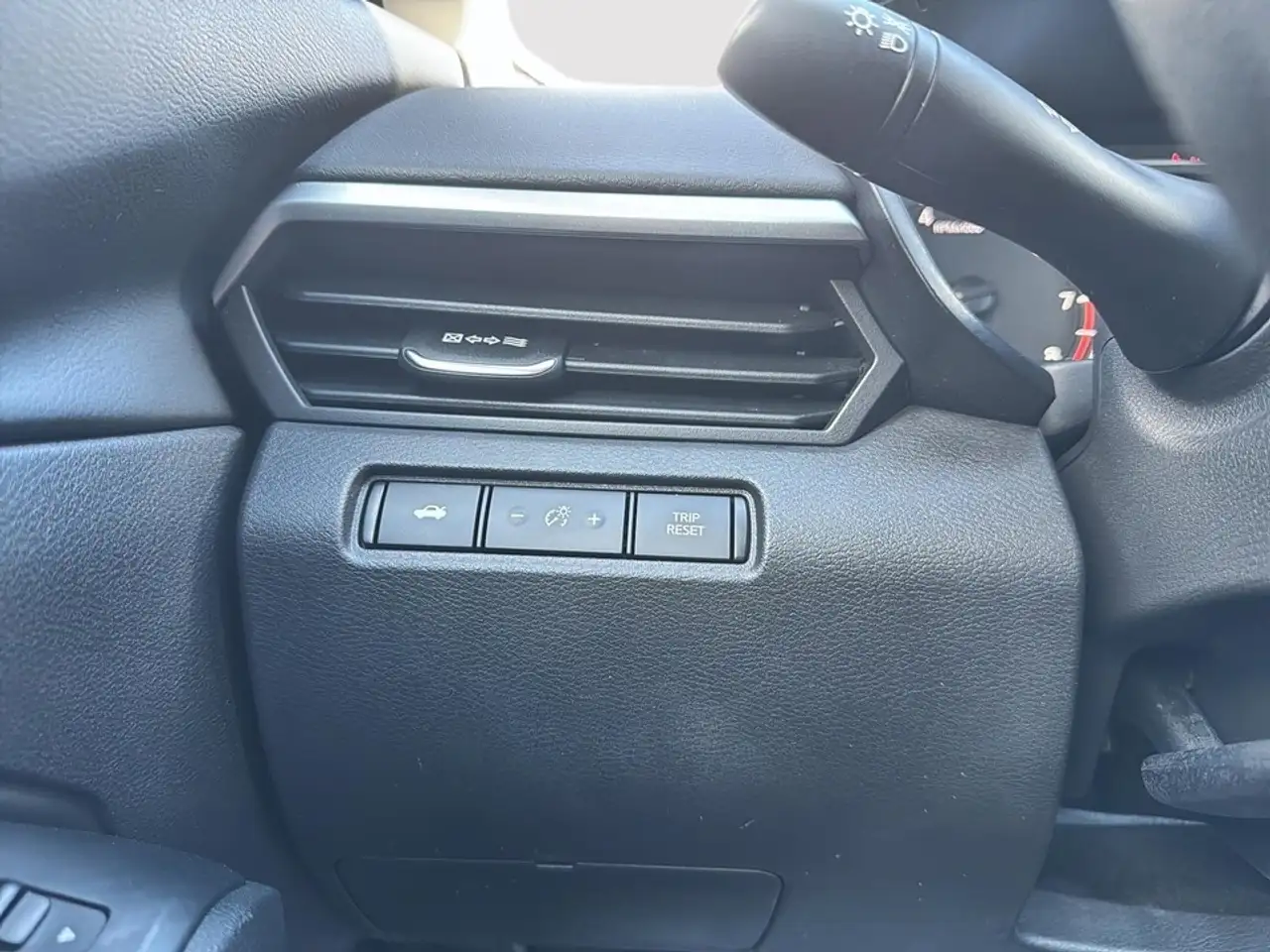 Nissan Altima снимка Nissan Altima
