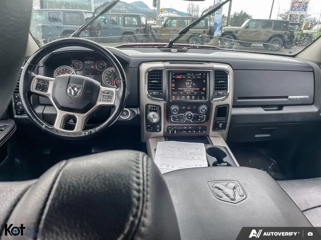 RAM 1500 снимка RAM 1500