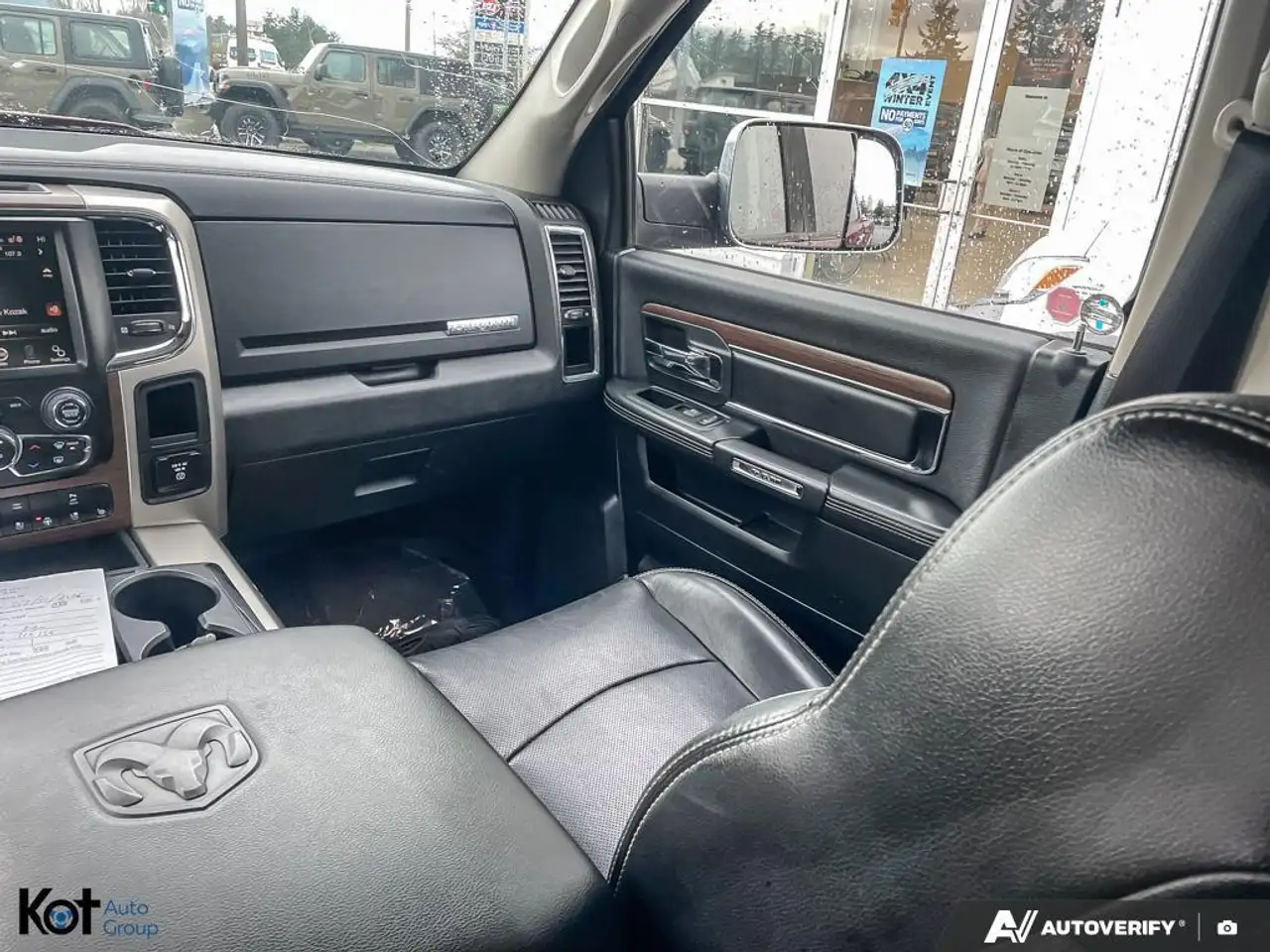 RAM 1500 снимка RAM 1500