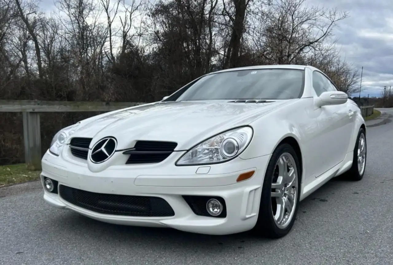 Mercedes-Benz SLK снимка Mercedes-Benz SLK