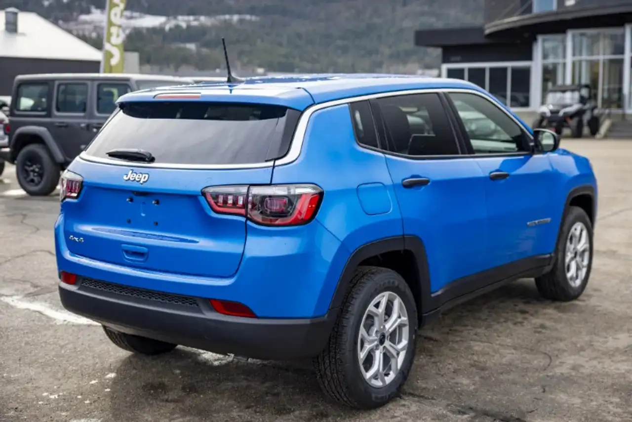 Jeep Compass снимка Jeep Compass