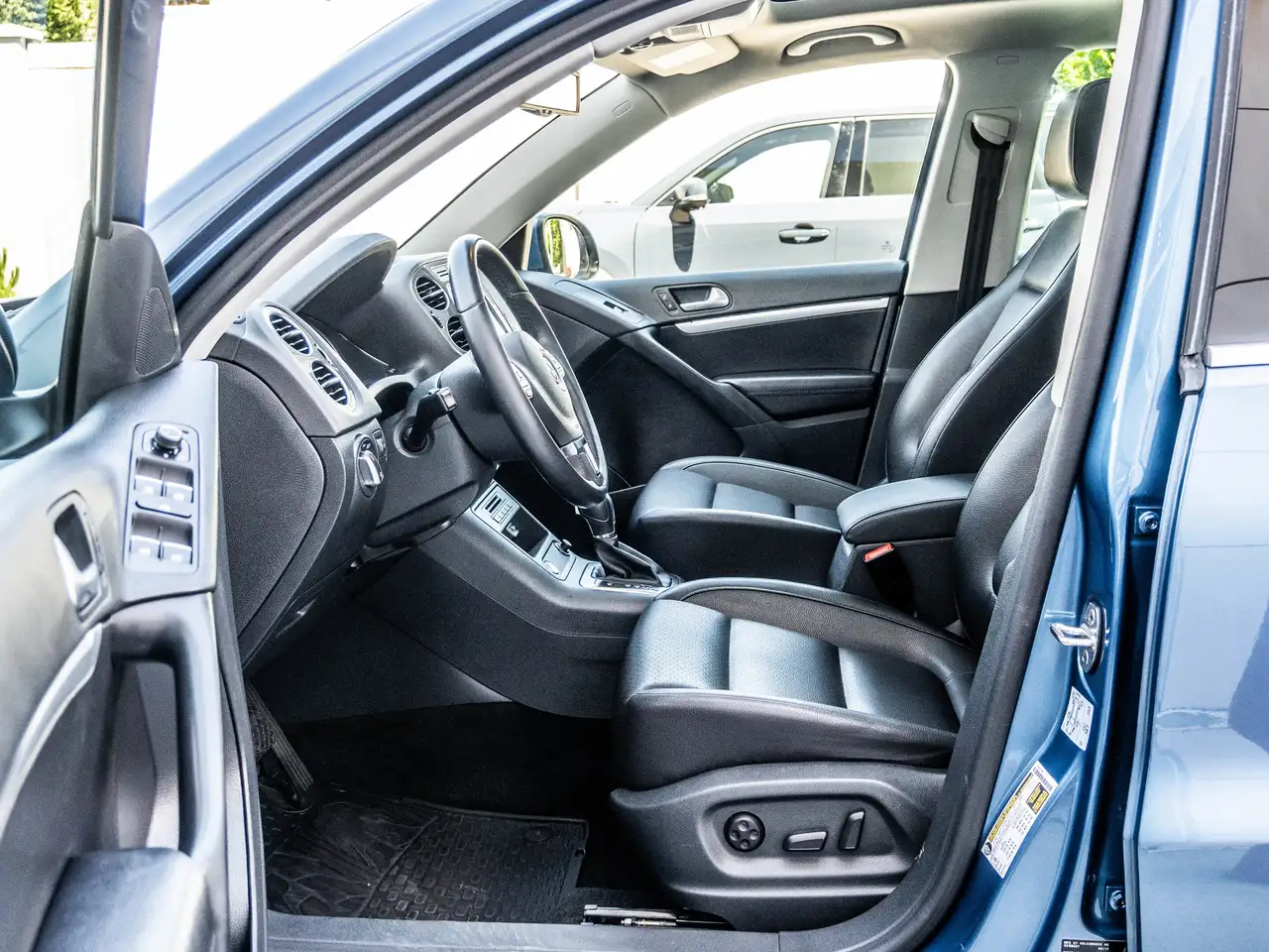 Volkswagen Tiguan снимка Volkswagen Tiguan
