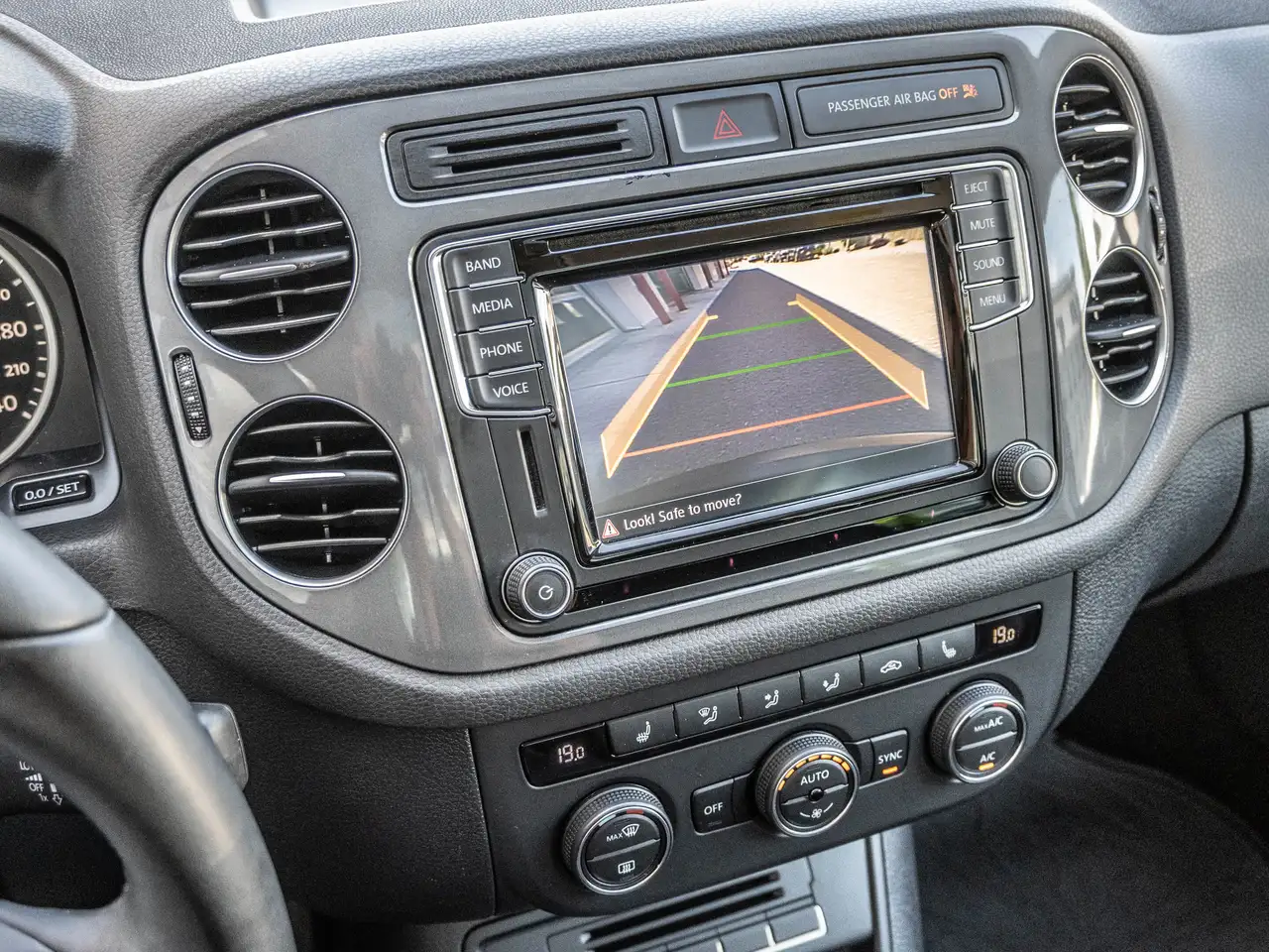 Volkswagen Tiguan снимка Volkswagen Tiguan