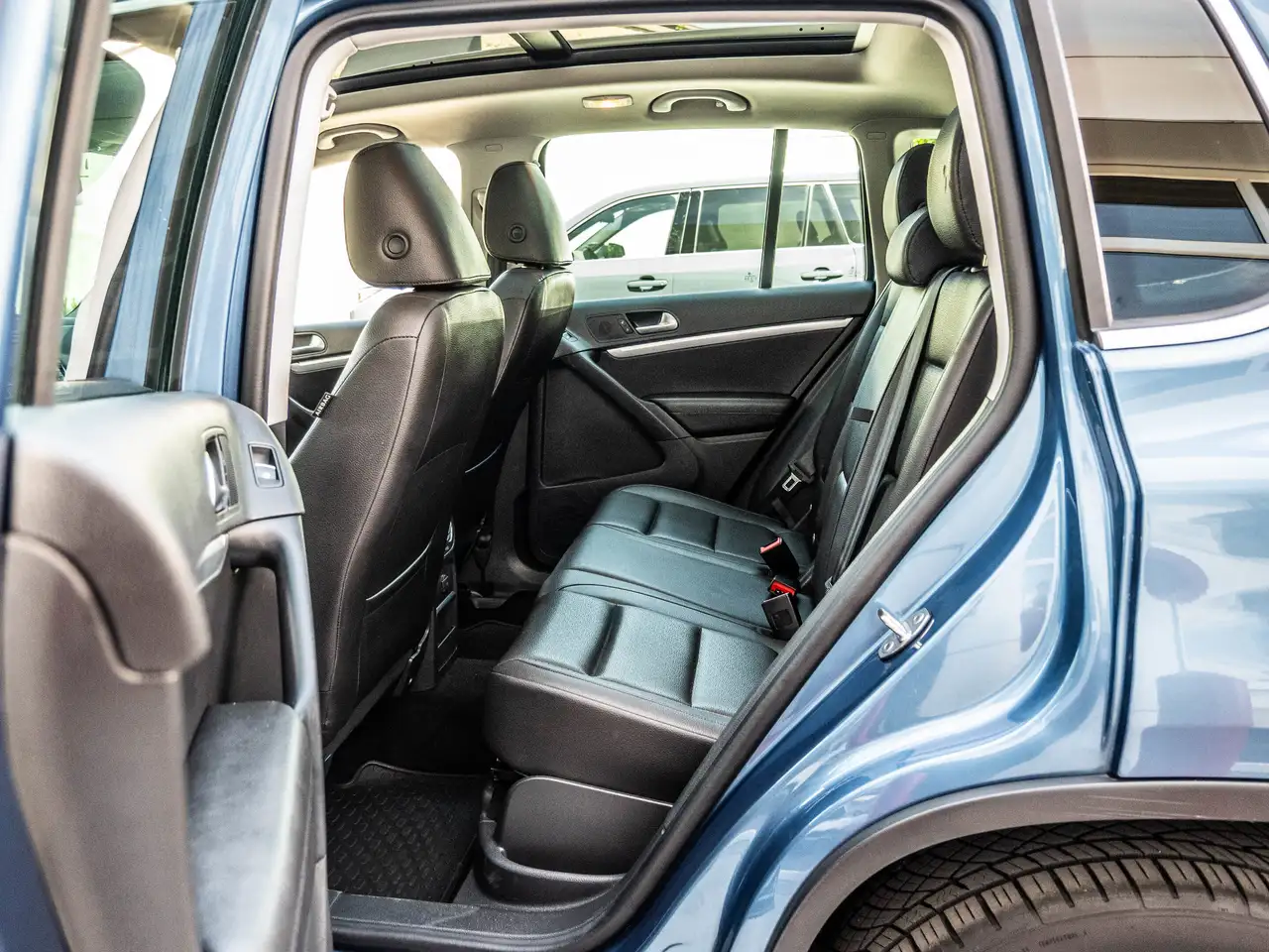 Volkswagen Tiguan снимка Volkswagen Tiguan