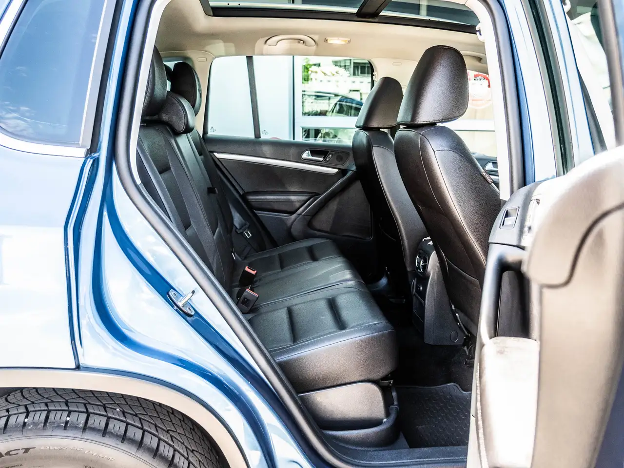 Volkswagen Tiguan снимка Volkswagen Tiguan