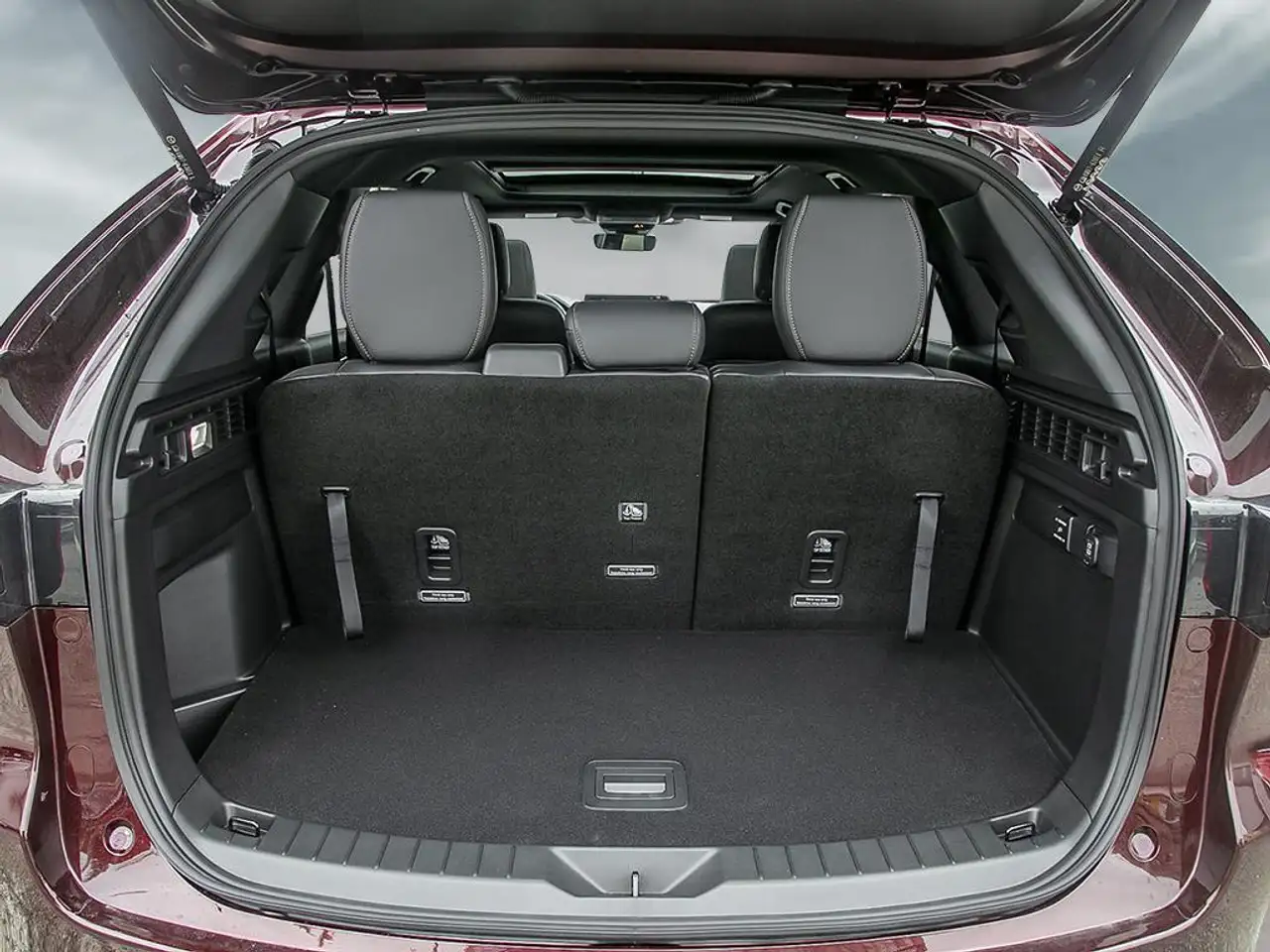 Mazda CX-90 photo Mazda CX-90