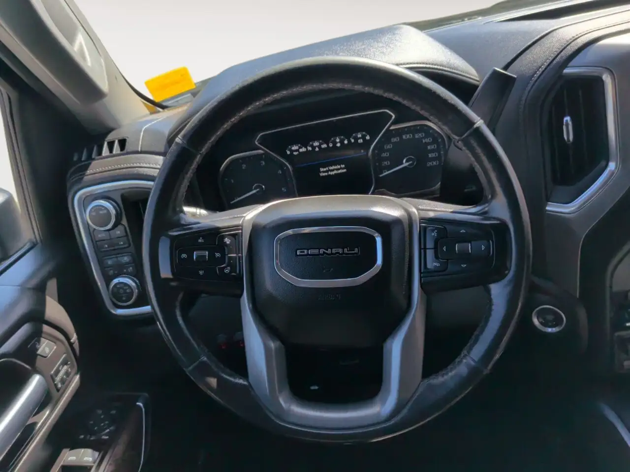 GMC Sierra 3500HD снимка GMC Sierra 3500HD