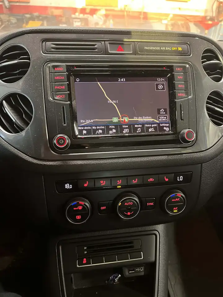 Volkswagen Tiguan снимка Volkswagen Tiguan