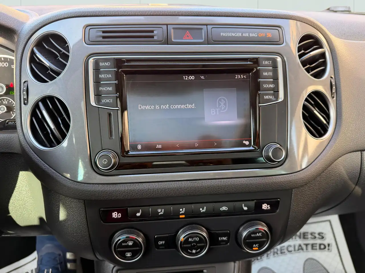 Volkswagen Tiguan снимка Volkswagen Tiguan