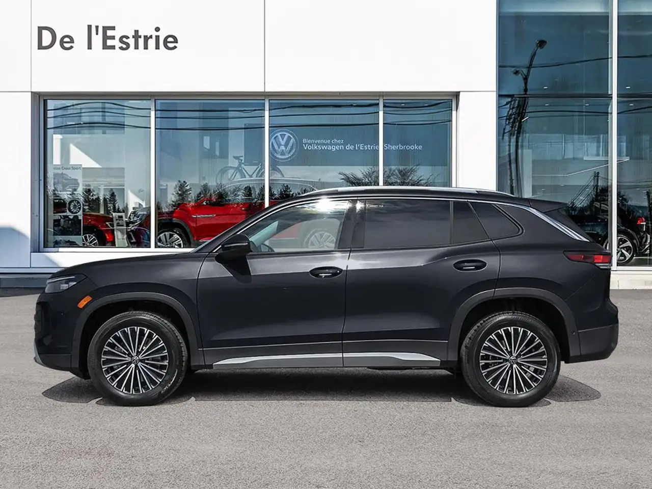 Volkswagen Tiguan снимка Volkswagen Tiguan