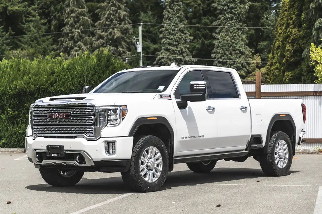 GMC Sierra 3500HD снимка GMC Sierra 3500HD