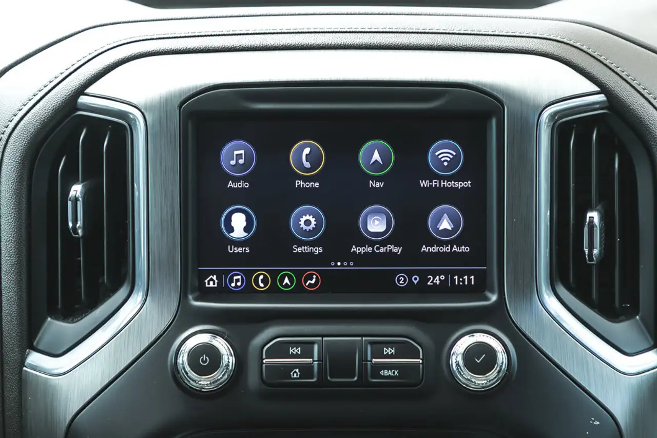 GMC Sierra 3500HD снимка GMC Sierra 3500HD