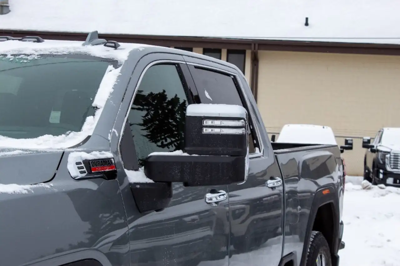 GMC Sierra 3500HD снимка GMC Sierra 3500HD