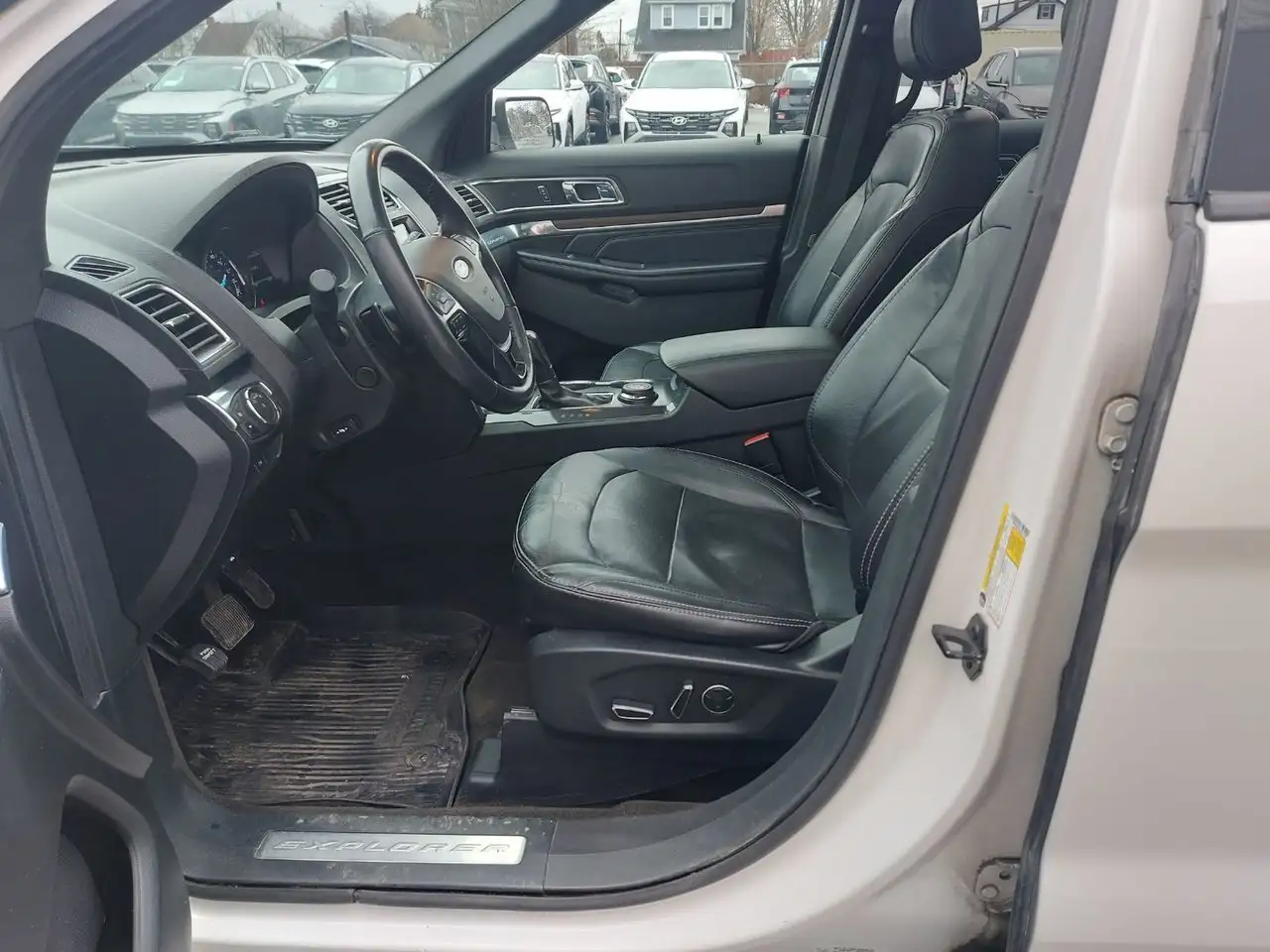 Ford Explorer fotografie Ford Explorer