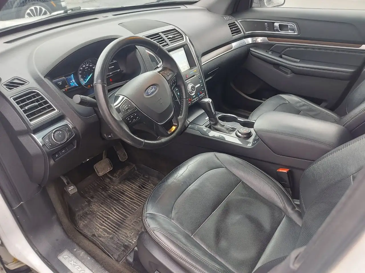 Ford Explorer fotografie Ford Explorer